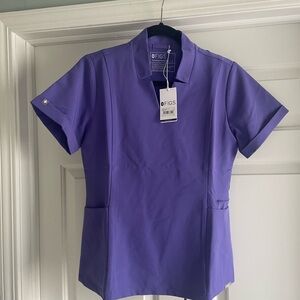 NWT Figs Inala Slim Scrub Top SMALL